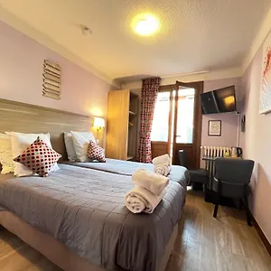 2* Hotel Du Cheval Blanc